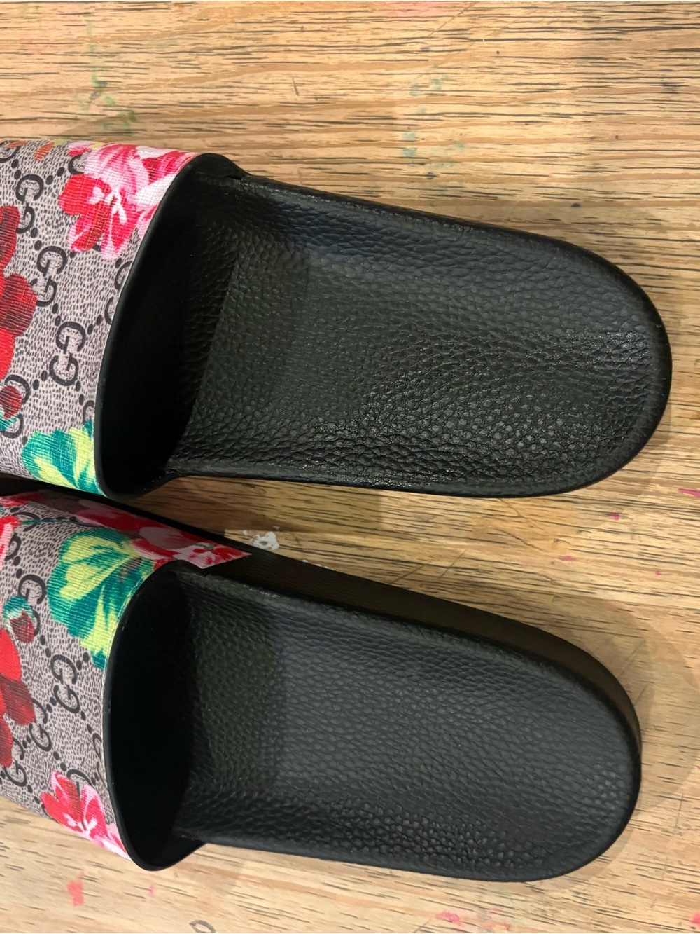 Authentic GUCCI BLOOM SLIDES - Picture 8 of 12